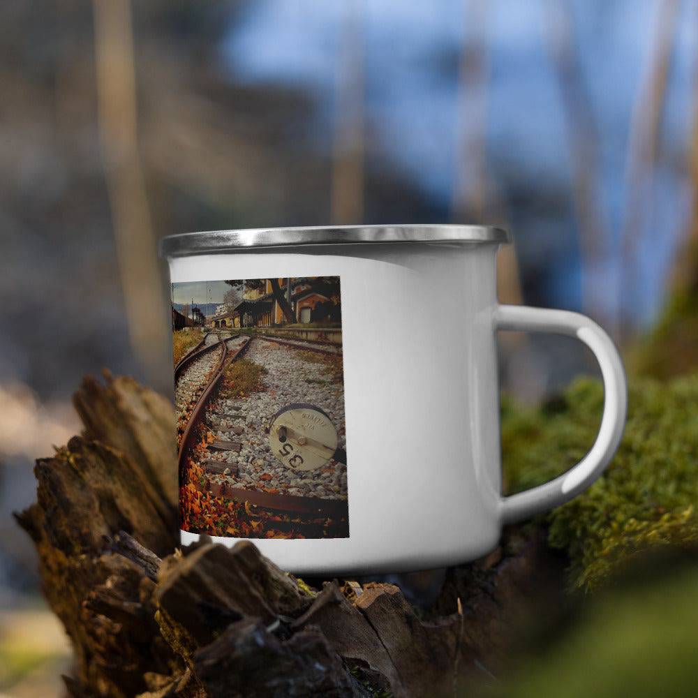 Enamel Mug/old railstation - Enet Images