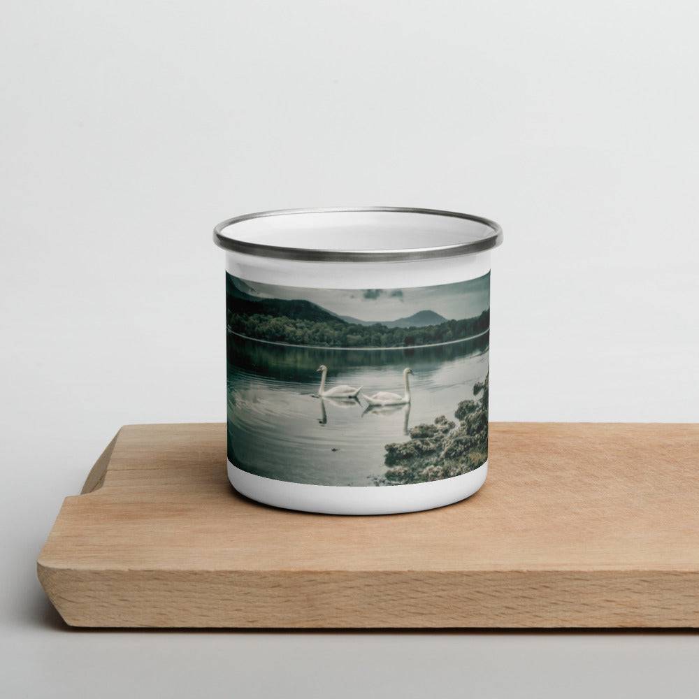 Enamel Mug/swans in the lake - Enet Images