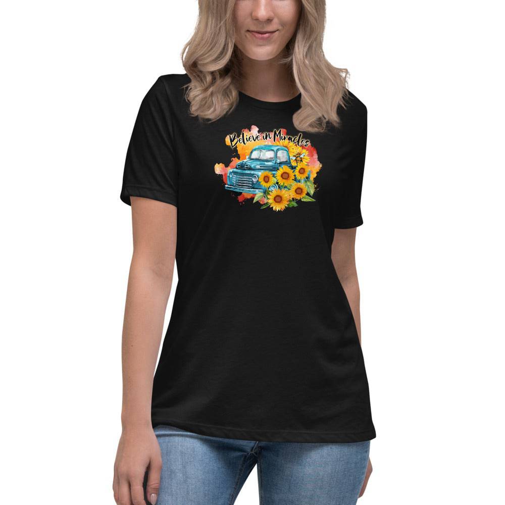 Women's Relaxed T-Shirt/Believe In Miracles - Enet Images