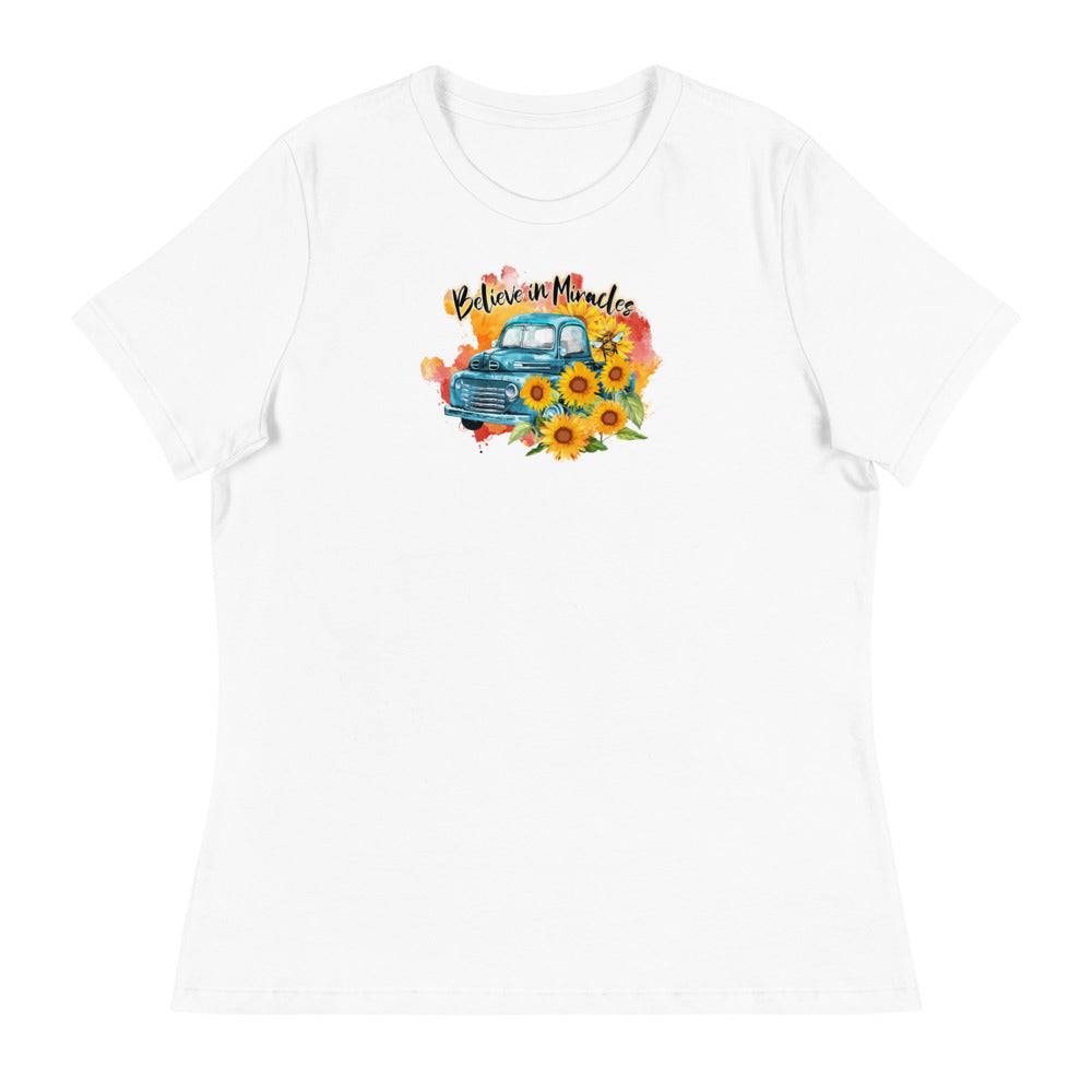 Women's Relaxed T-Shirt/Believe In Miracles - Enet Images