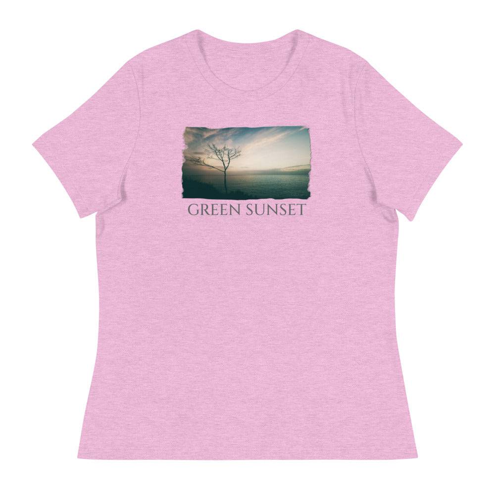 Women's Relaxed T-Shirt/Green Sunset/Personalized - Enet Images