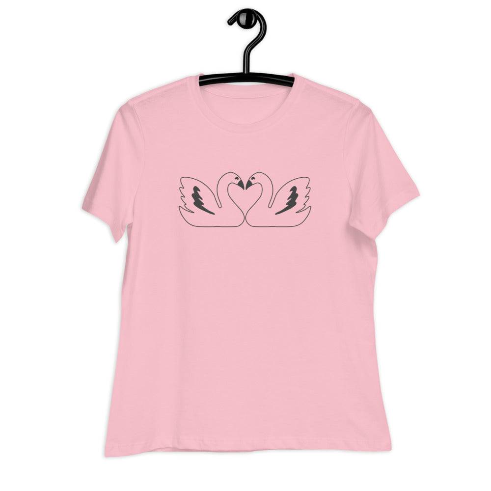 Women's Relaxed T-Shirt/Swans In Love - Enet Images