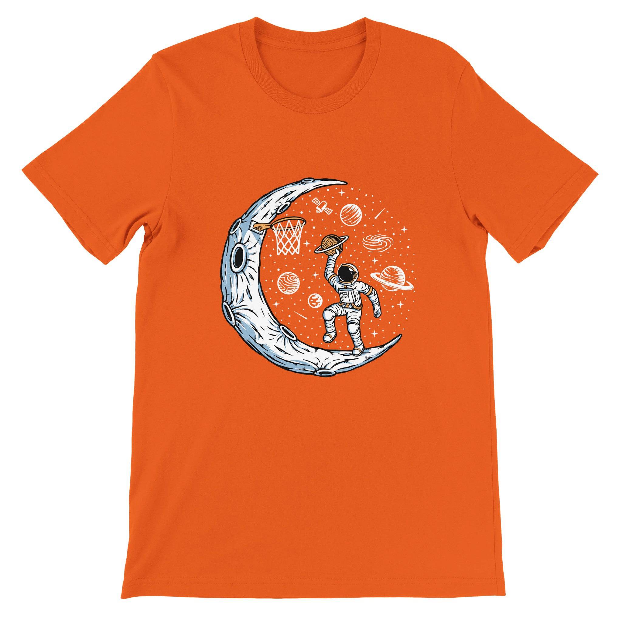 Budget Unisex Crewneck T-shirt/Astronaut-Playing-Basketball - Enet Images