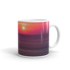 White glossy mug/Couple Against The Sunset - Enet Images