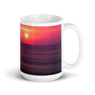 White glossy mug/Couple Against The Sunset - Enet Images