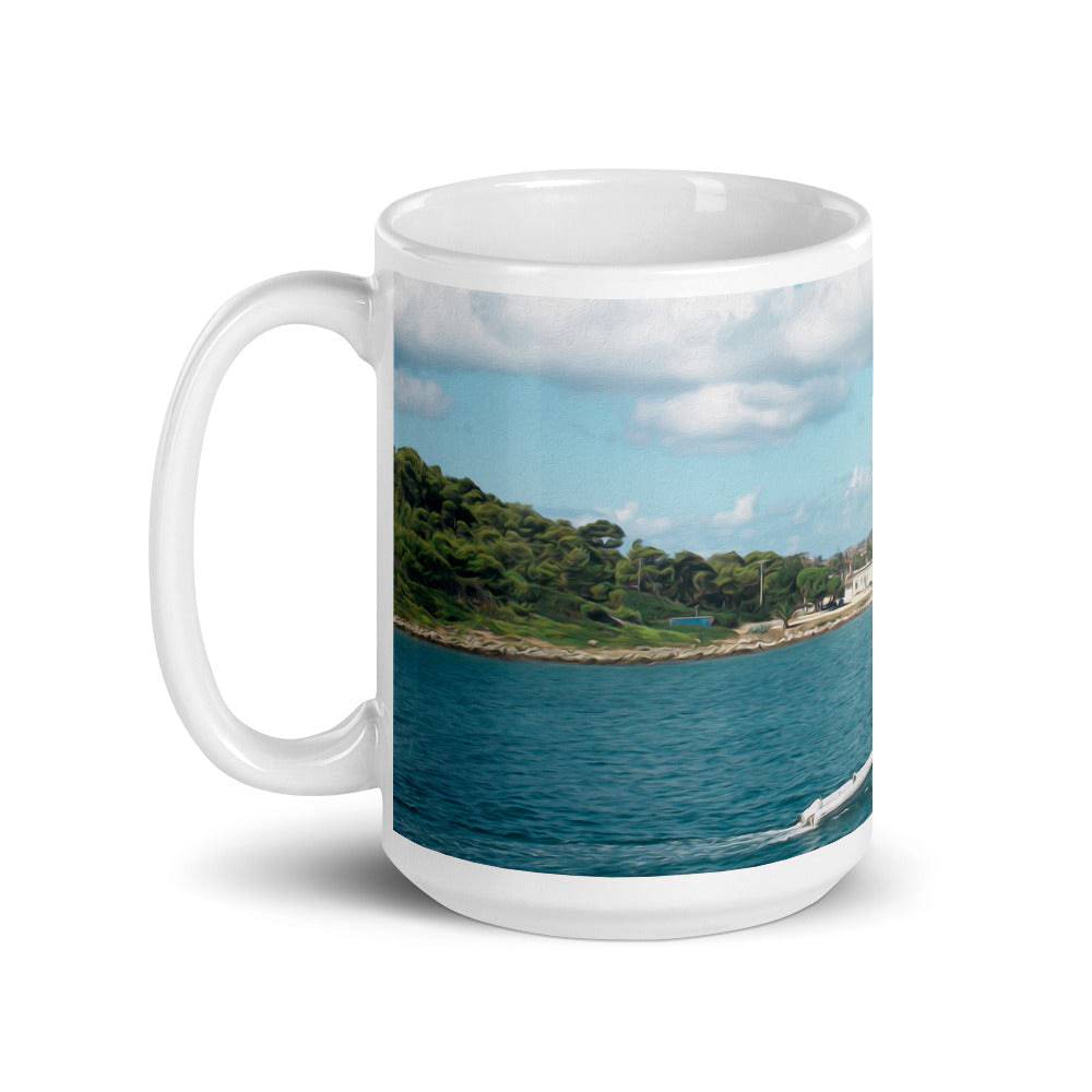 White glossy mug/Sailing Boat - Enet Images