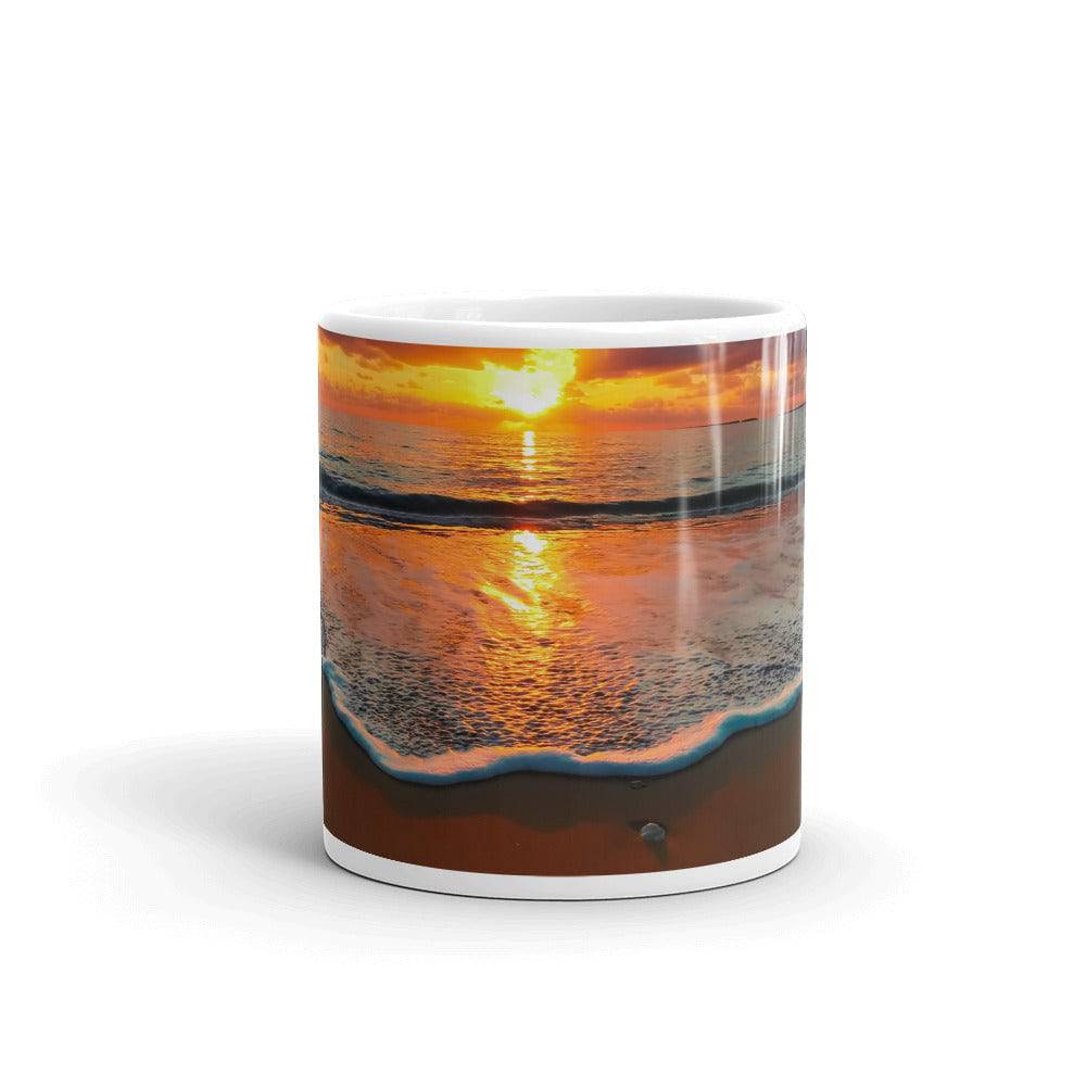 White glossy mug/Sunset On The Beach - Enet Images