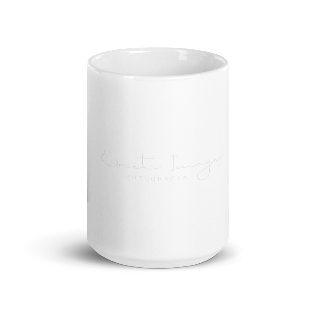 Weiße glänzende Tasse/Enet Images