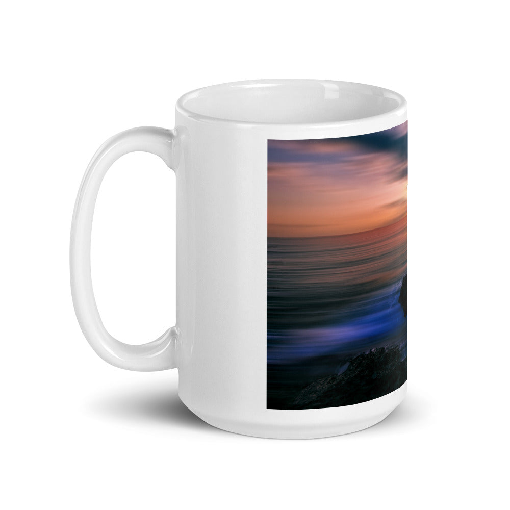 White glossy mug/Sunset Against The Rocky Coast