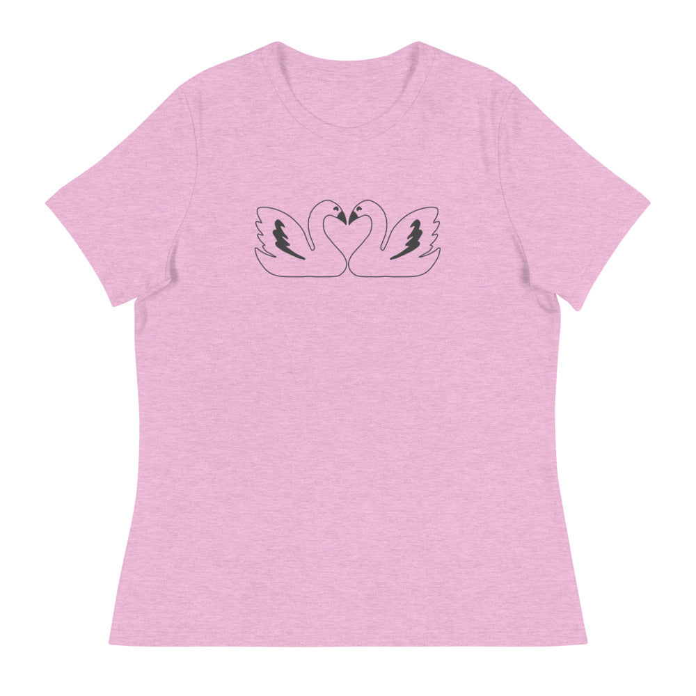 Women's Relaxed T-Shirt/Swans In Love