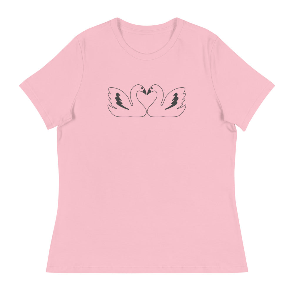 Women's Relaxed T-Shirt/Swans In Love